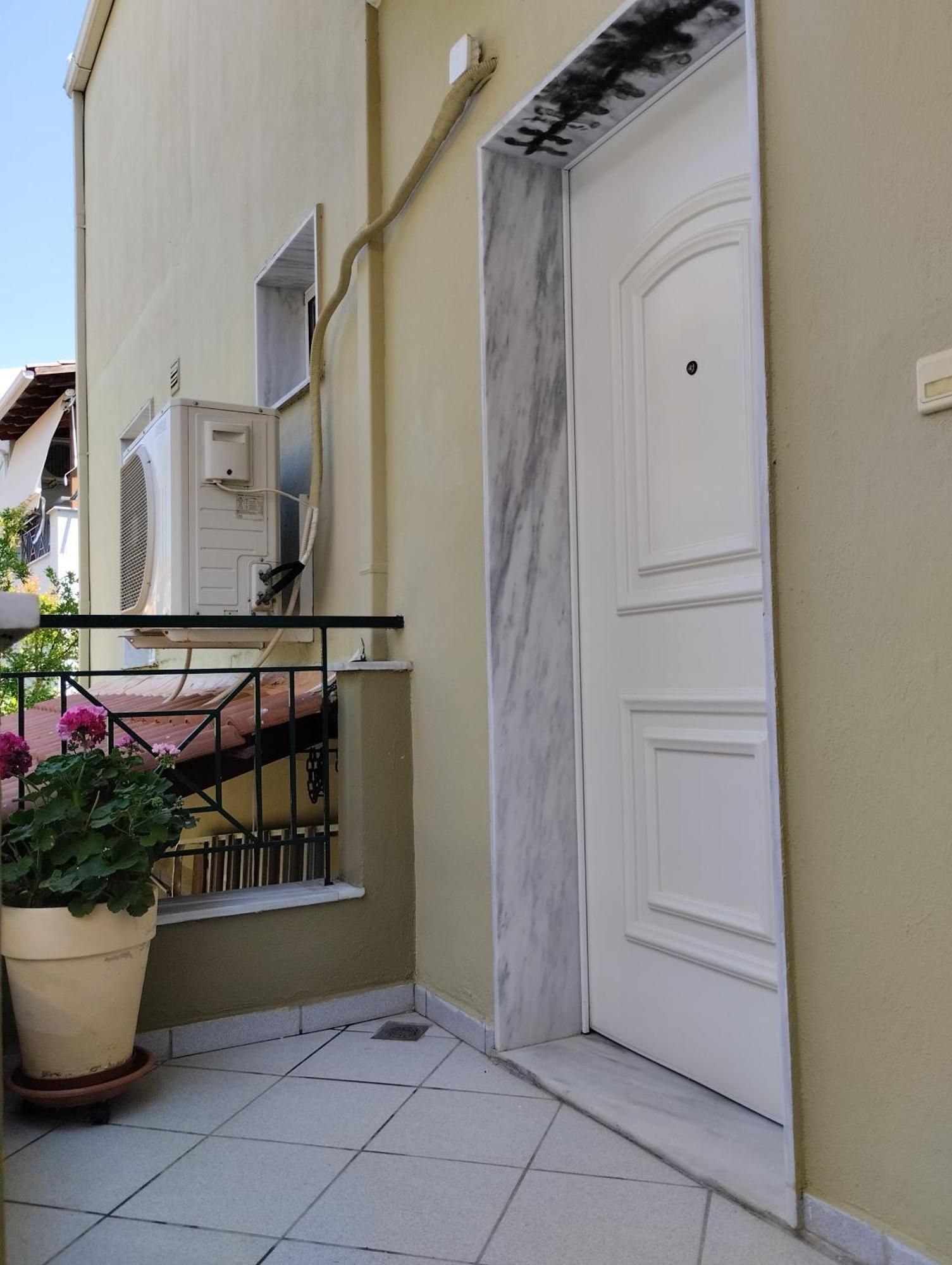 Strati'S Place Palaiontsiflikion Ngoại thất bức ảnh